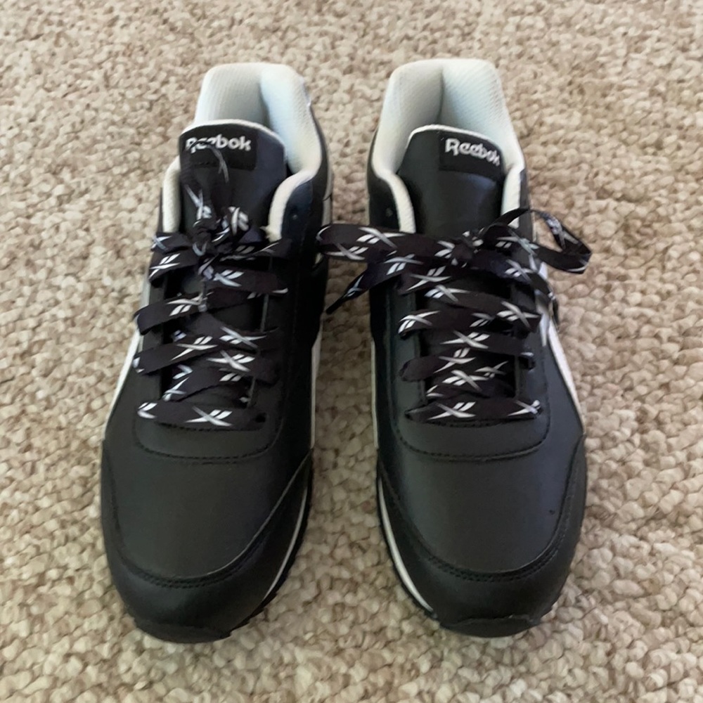 Reebok Sneakers